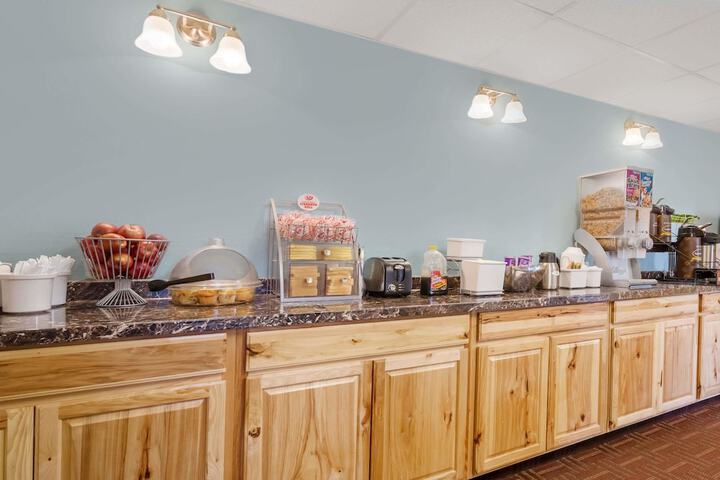 Super 8 by Wyndham Dillon / Breckenridge Area