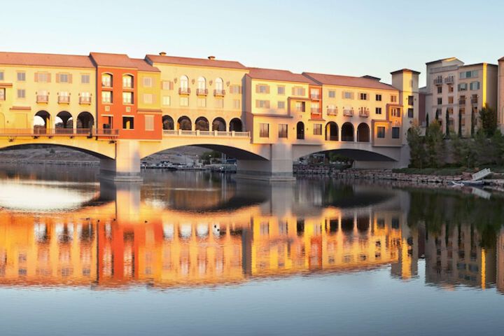 Hilton Lake Las Vegas Resort and Spa
