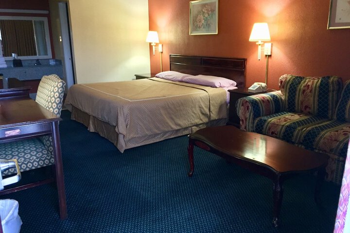 Executive Inn