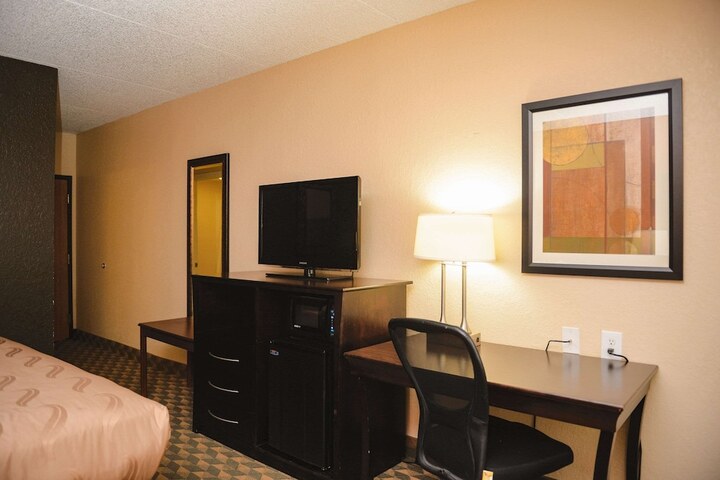 Room 13 of 47