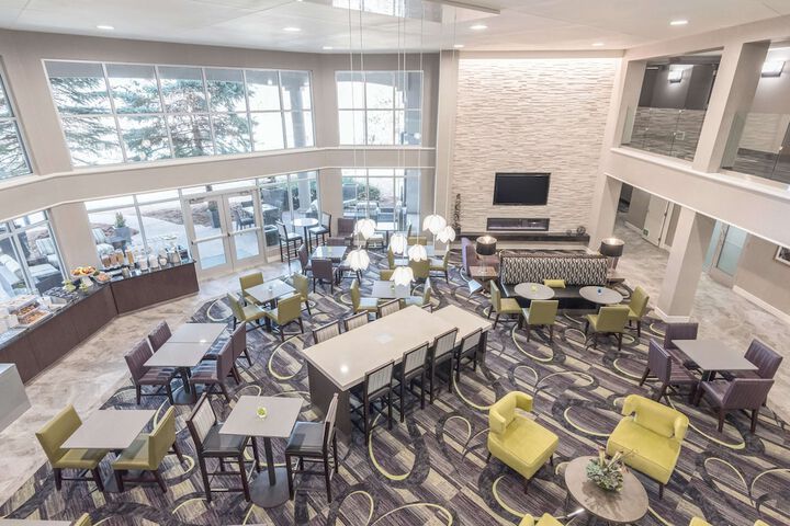 La Quinta Inn & Suites by Wyndham Denver Tech Center