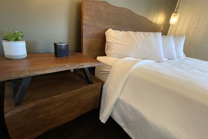 Red Sands Hotel