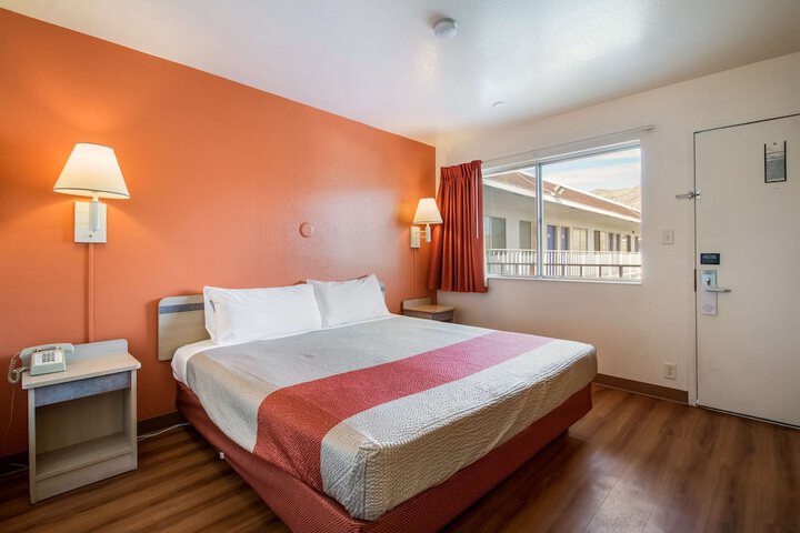 Room 26 of 31