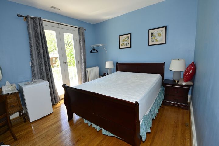Room 22 of 33