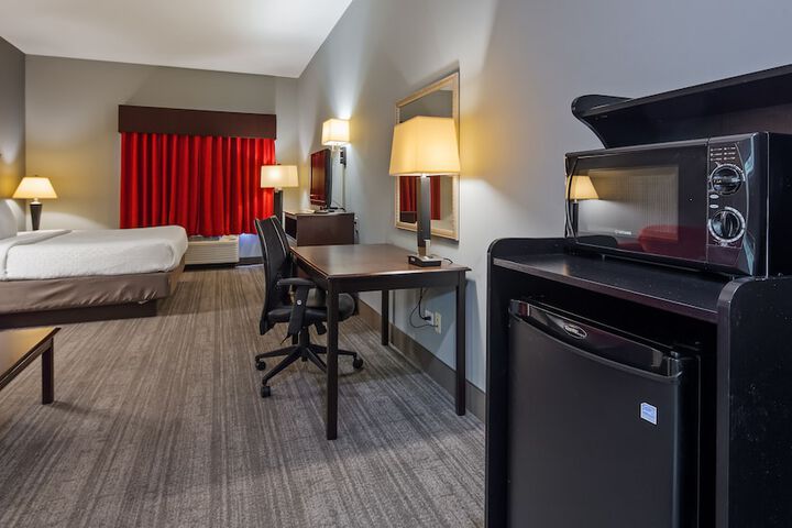 Room 13 of 19