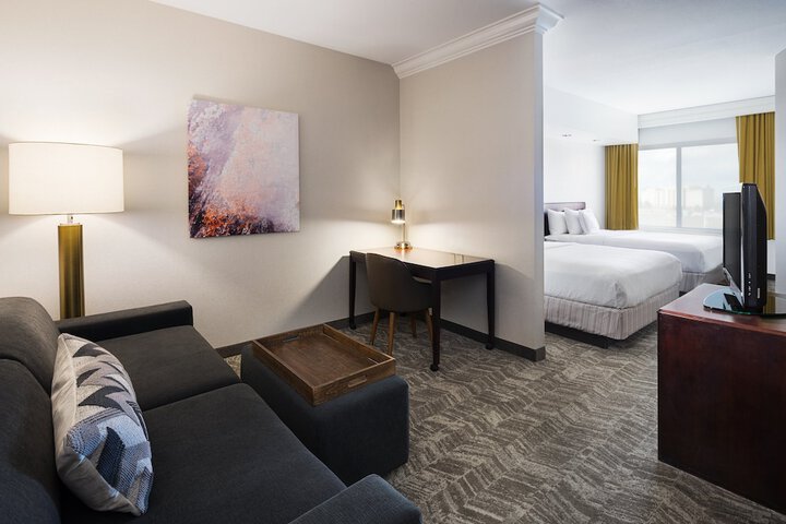 Room 19 of 28