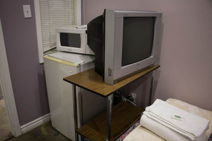 Room 16 of 73