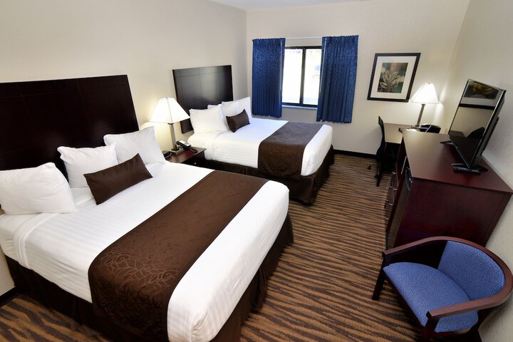 Room 44 of 105