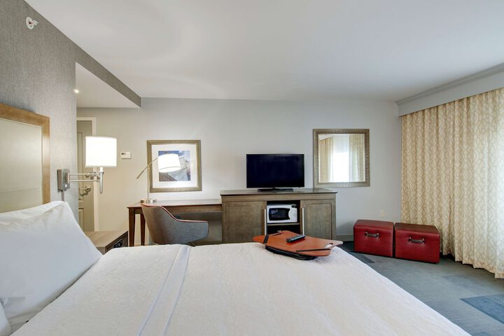 Room 18 of 42
