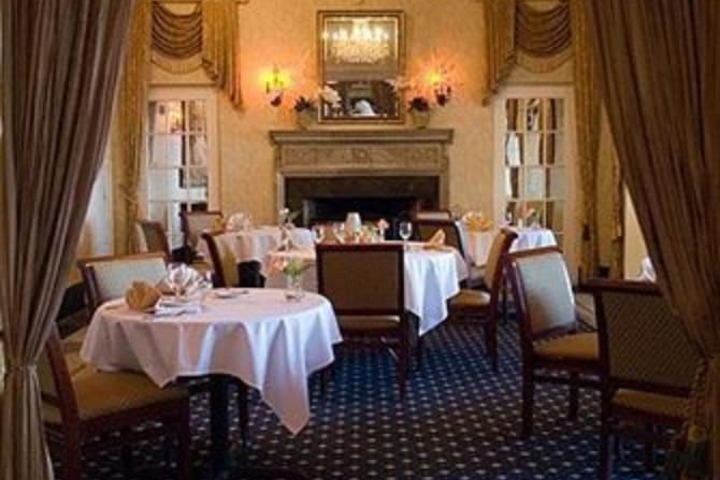 Dining 100 of 134