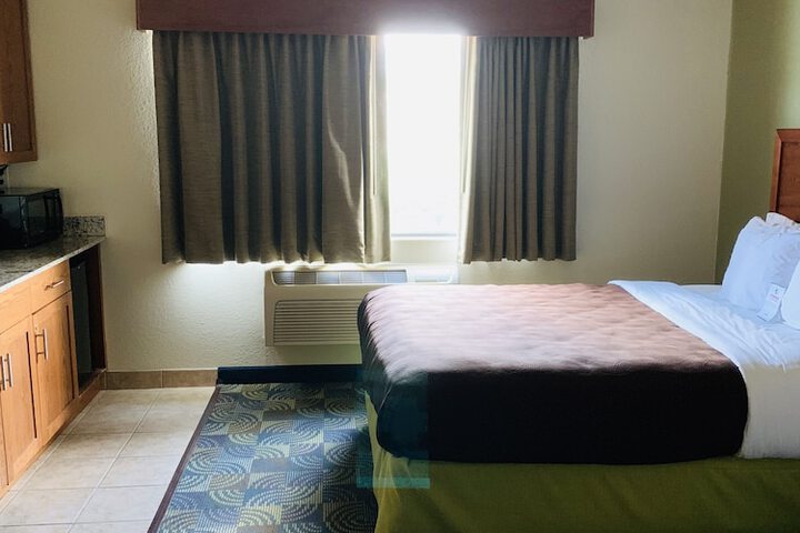 AmericInn by Wyndham Kewanee