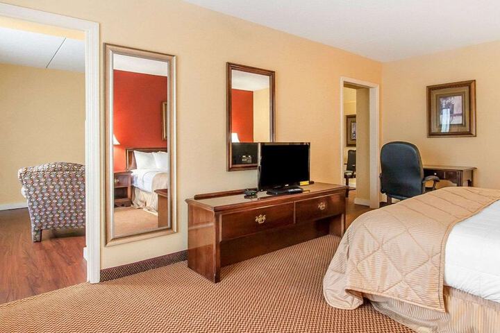 Room 14 of 34