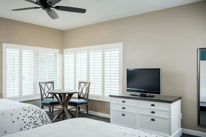 Room 20 of 37