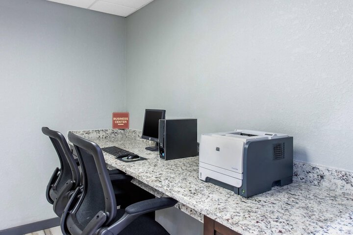 Quality Inn & Suites Brooksville I-75 / Dade City