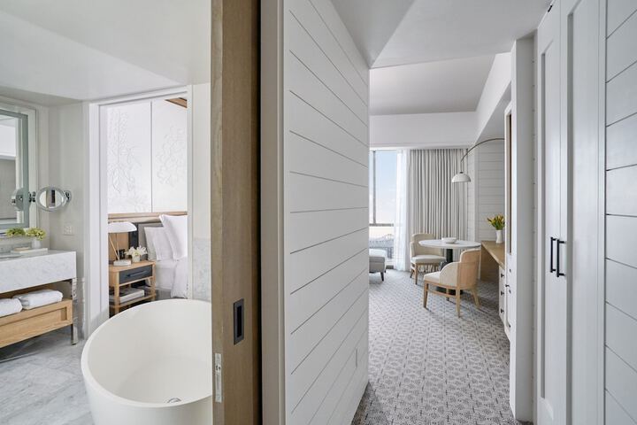 Four Seasons Hotel New Orleans
