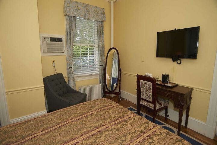 Room 86 of 183