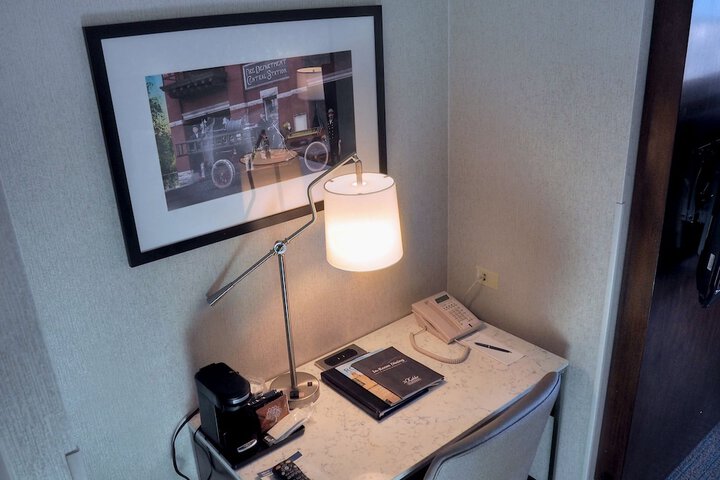 Room 34 of 65