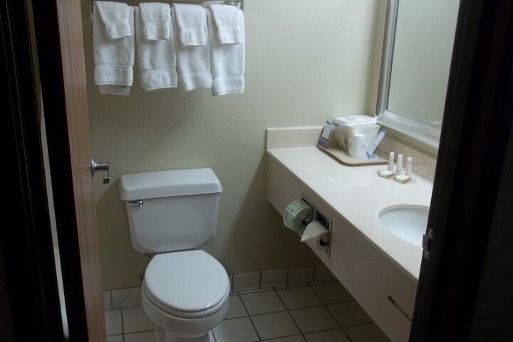 Room 21 of 33