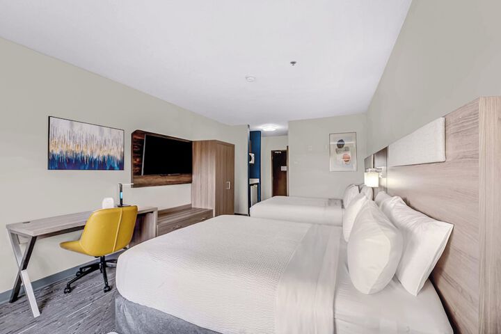 Room 19 of 68