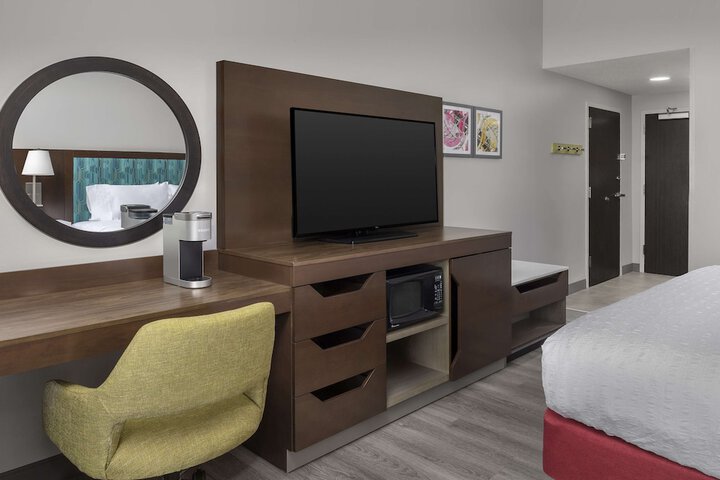 Room 17 of 30