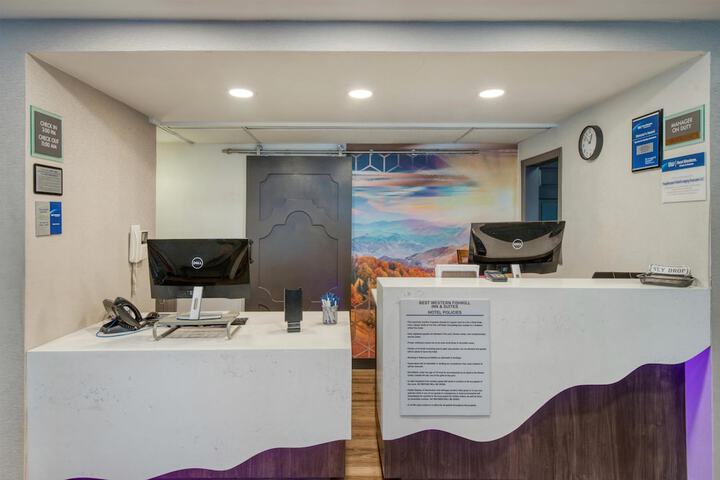 Best Western Fishkill Inn & Suites