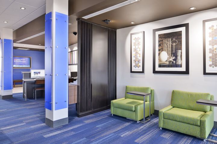 Hotel 7 of 55