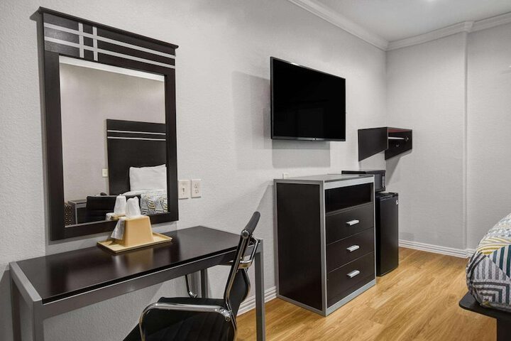 Room 12 of 47