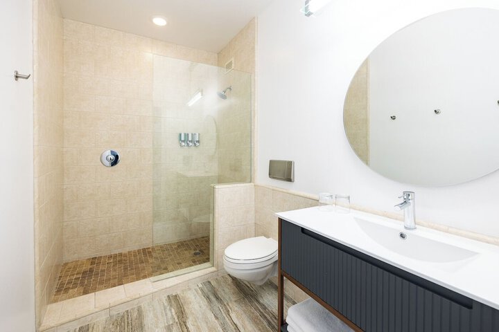 Gravity Haus Truckee-Tahoe