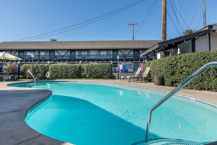 Pool 14 of 45