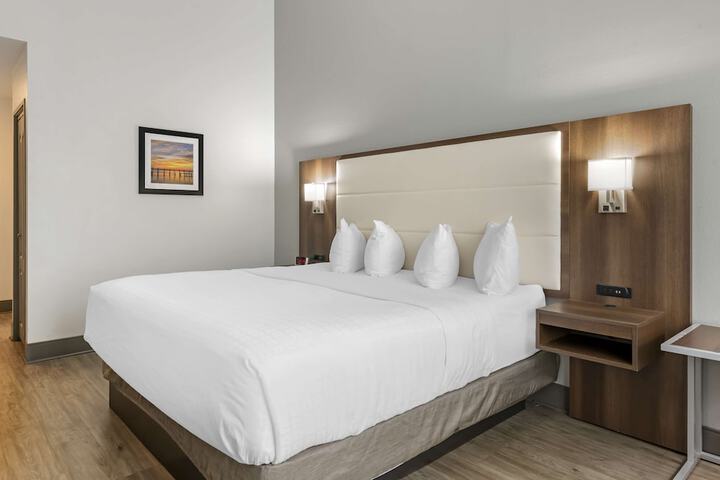 Room 10 of 40