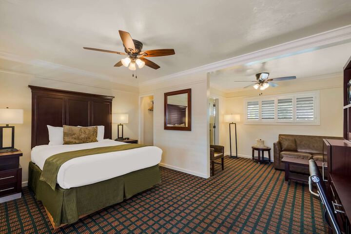 Room 28 of 36
