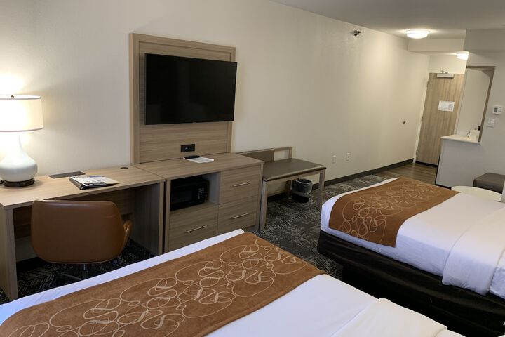 Room 20 of 33