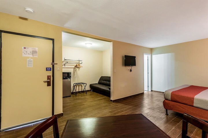 Room 55 of 68