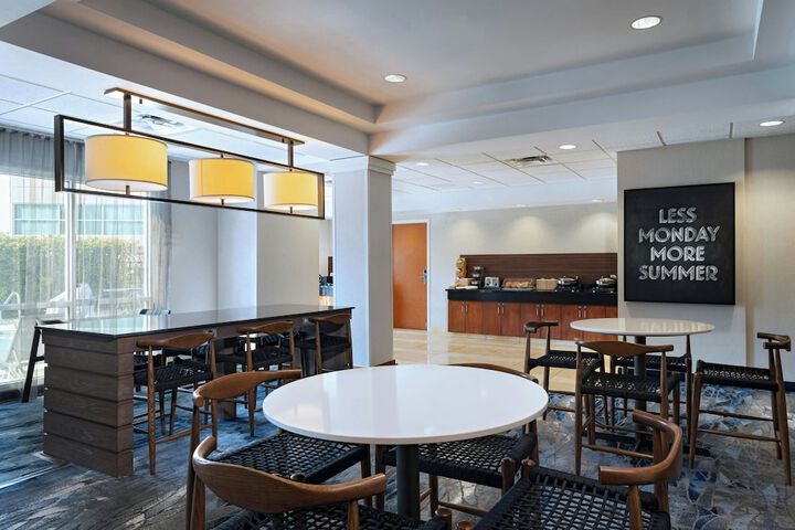 Fairfield Inn & Suites by Marriott San Antonio NE / Schertz