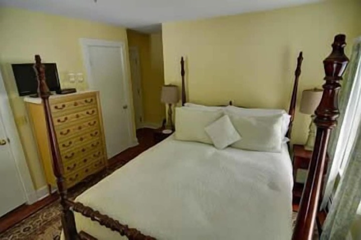 Room 22 of 24