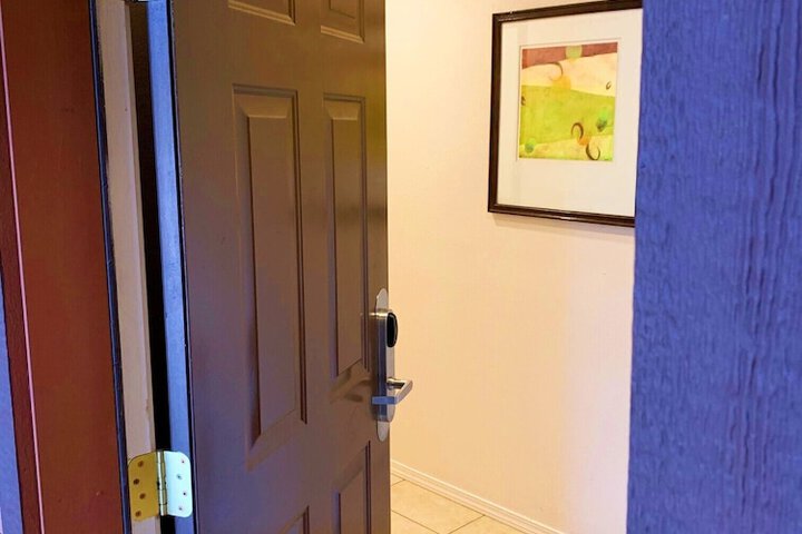 Canyon Plaza Premier Studios and Apts