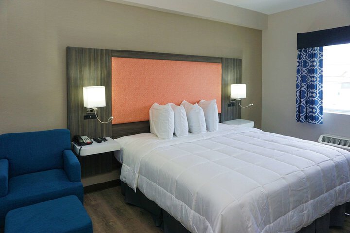The Waves Hotel an Ascend Collection Hotel