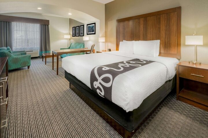 Room 10 of 29
