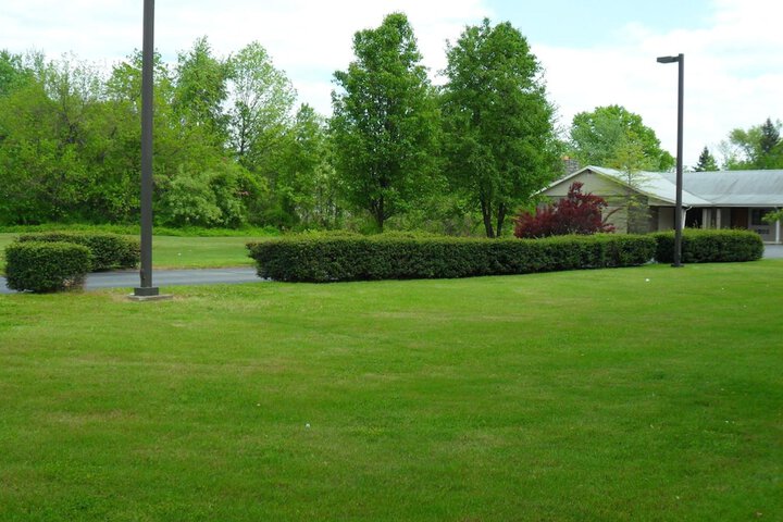 Property Grounds 25 of 27