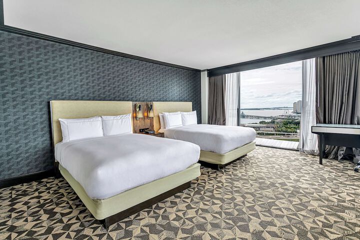 Room 40 of 70
