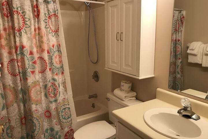 Room 112 of 399