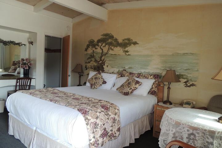 Room 19 of 49