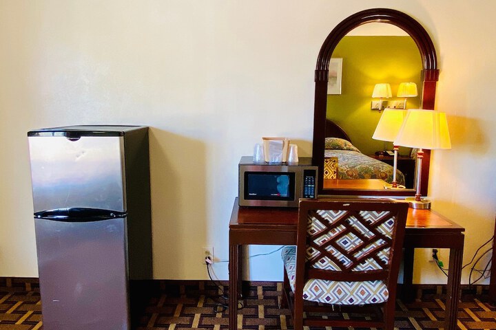 Room 20 of 26