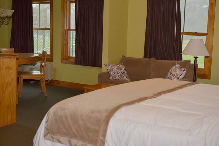 Room 7 of 15