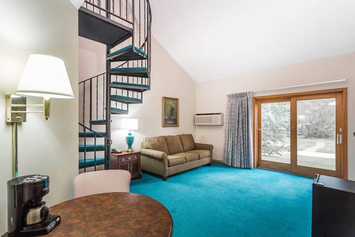 Baymont Inn & Suites by Wyndham Platteville