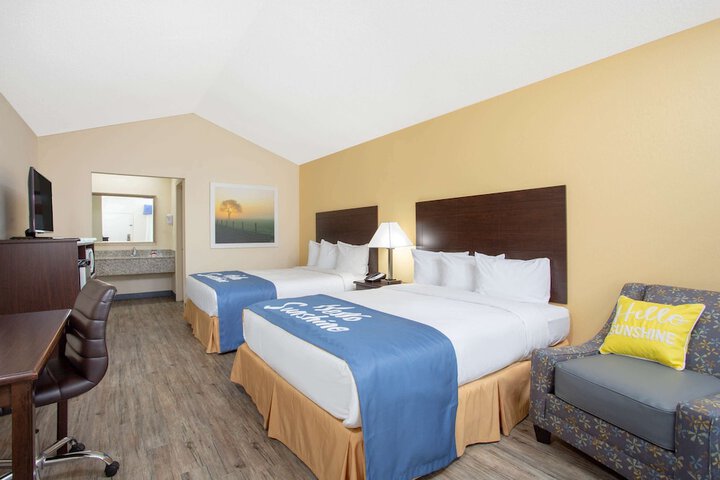 Room 16 of 23