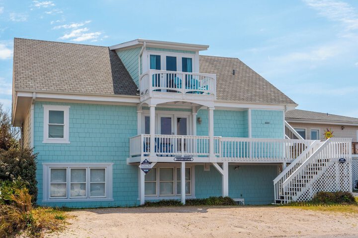 Surfside Cottage by Topsail Realty