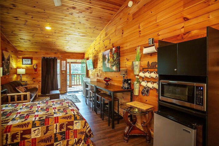 Bigfoot Lodge Room Four