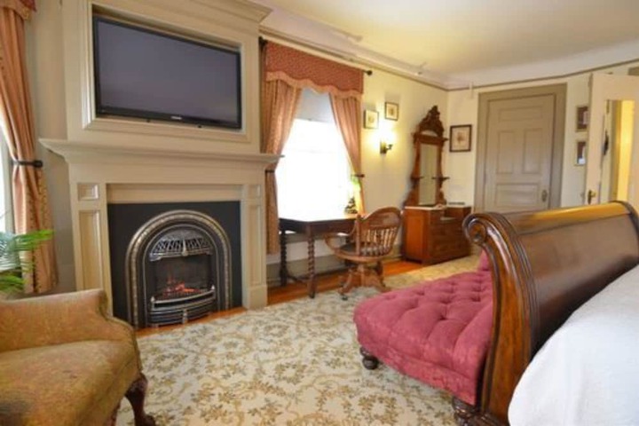 Room 70 of 130