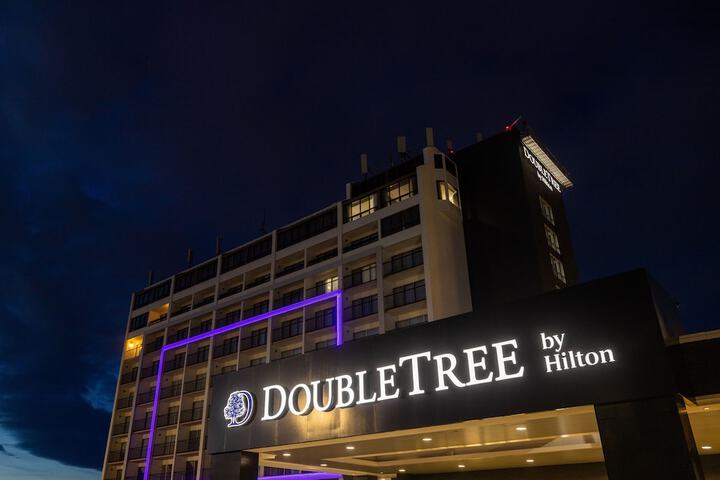 Hotel 4 of 53
